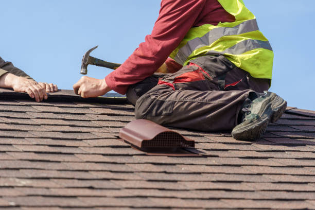 Best Residential Roofing Contractor  in Fairfield, IA